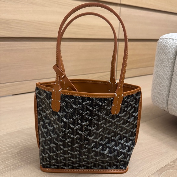 Brown & Black Reversible Mini Anjou - Picture 2 of 4